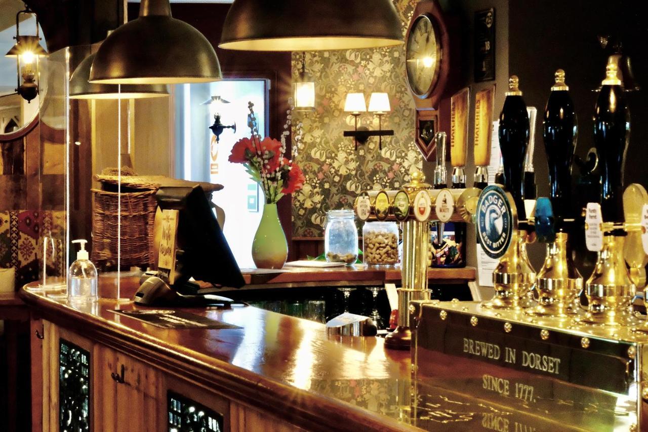 The Greyhound Inn Taunton Buitenkant foto