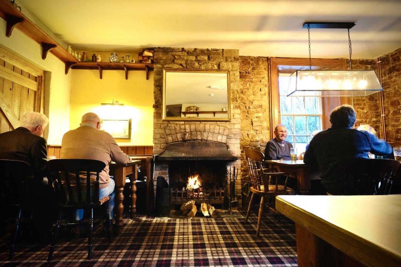 The Greyhound Inn Taunton Buitenkant foto
